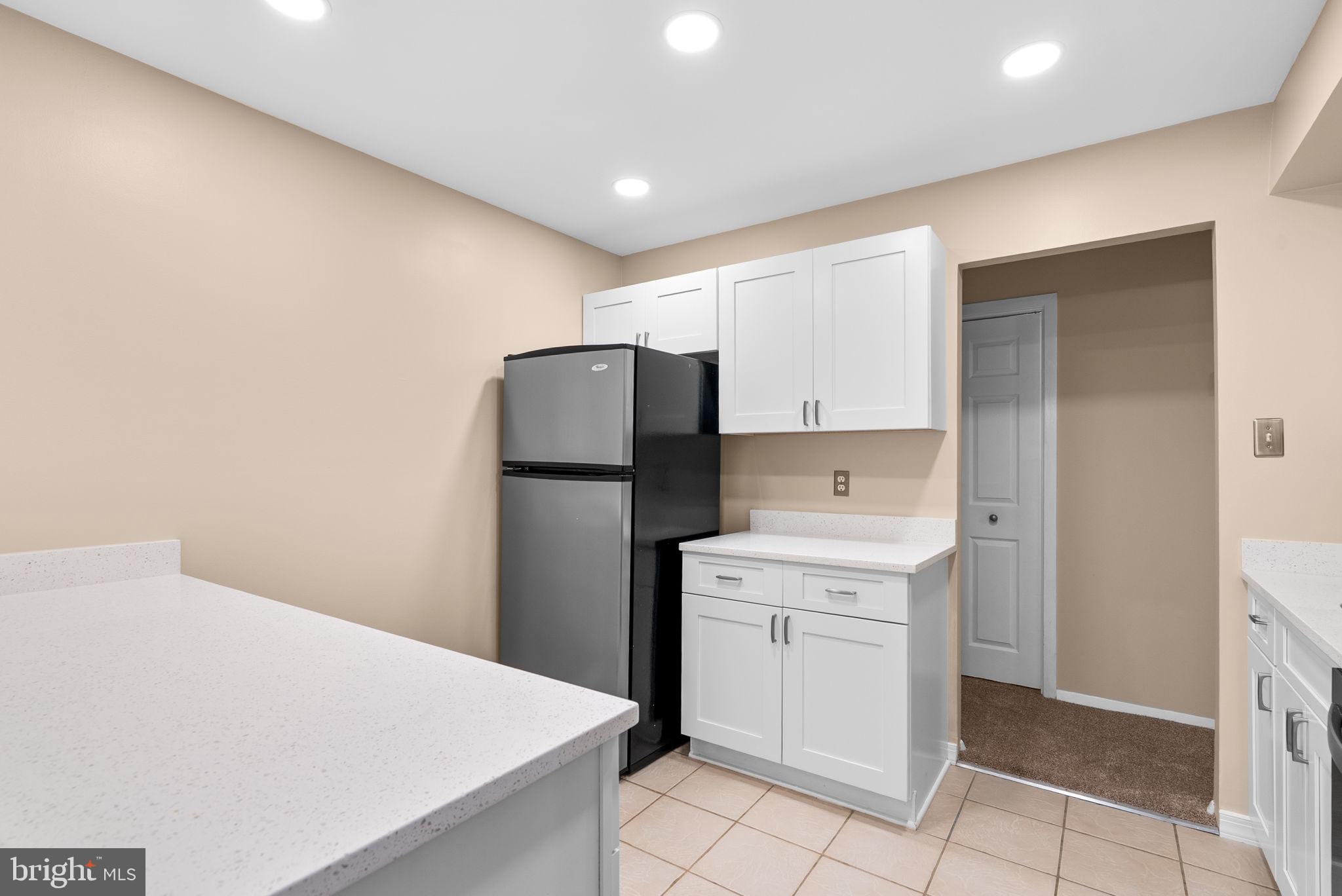 GEORGETOWN VILLAGE - Residential Lease