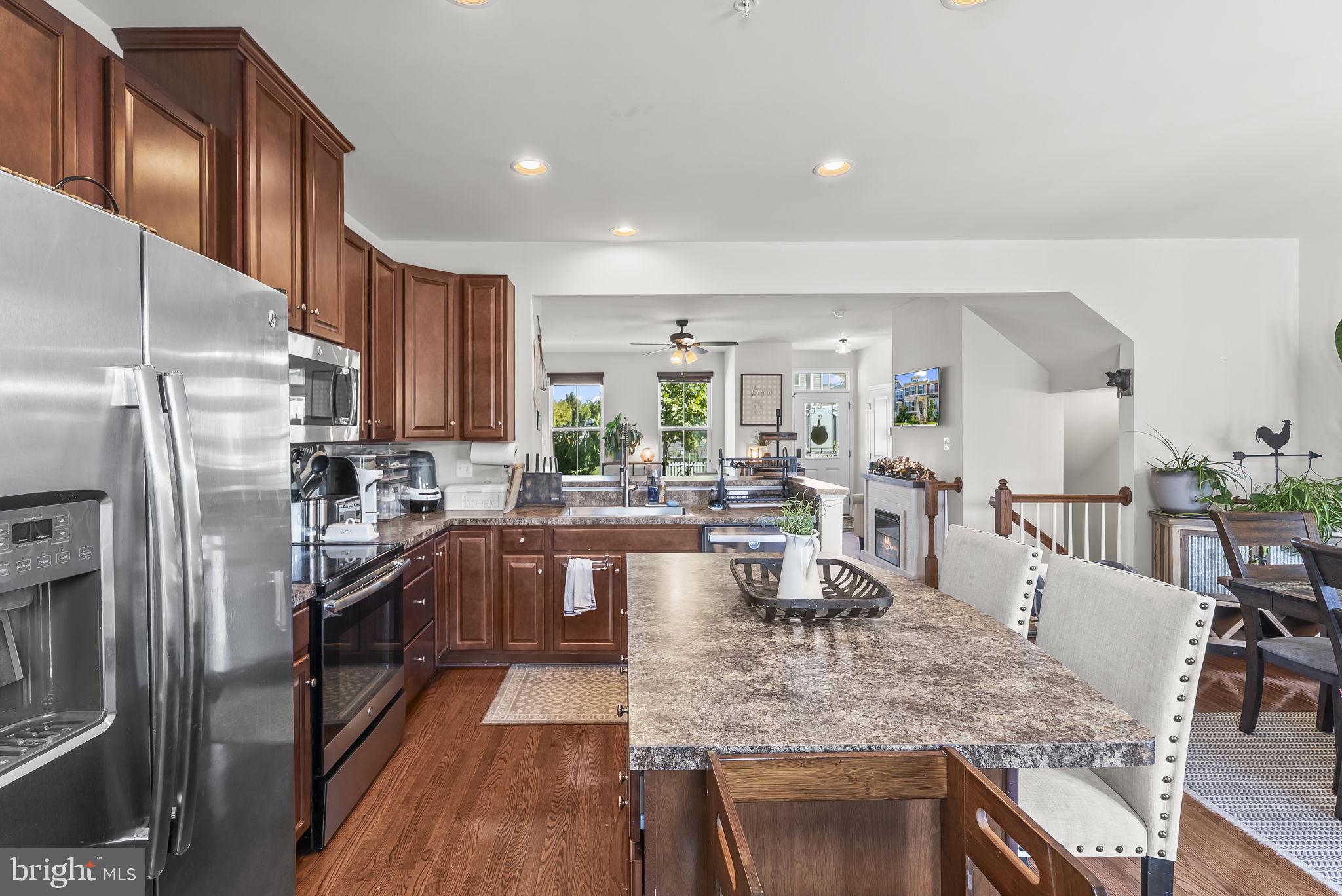 BRUNSWICK CROSSING - Residential