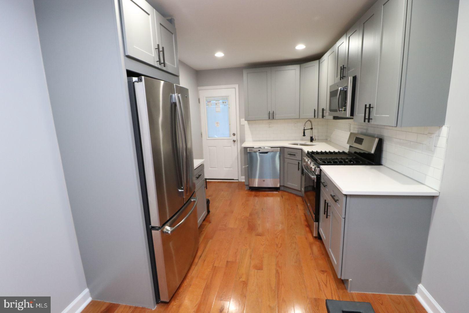 GRAYS FERRY - Residential