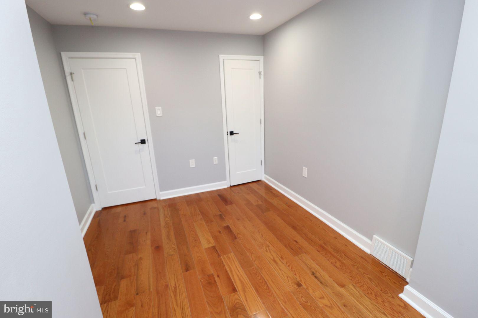 GRAYS FERRY - Residential