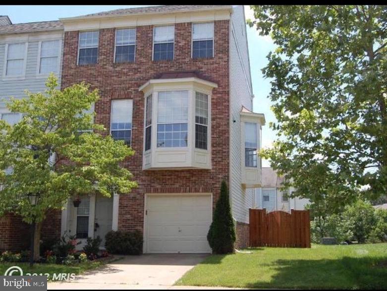 CASCADES - Residential Lease