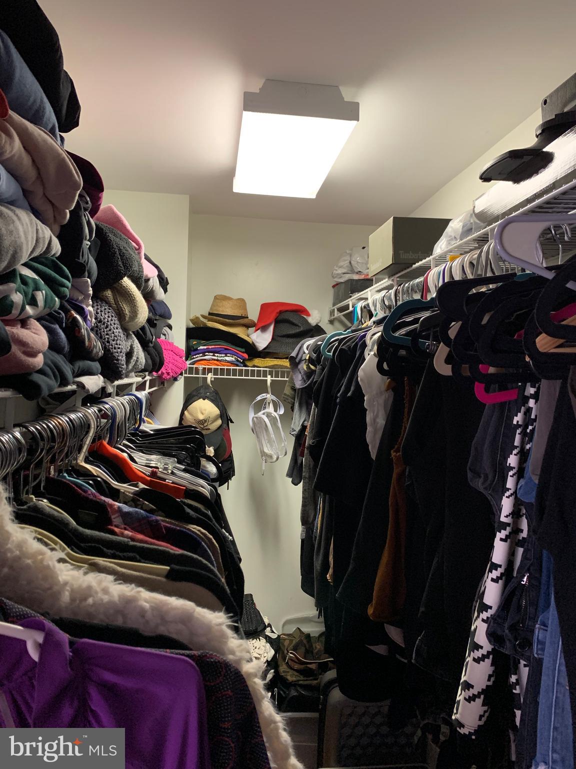 CASCADES - Residential Lease