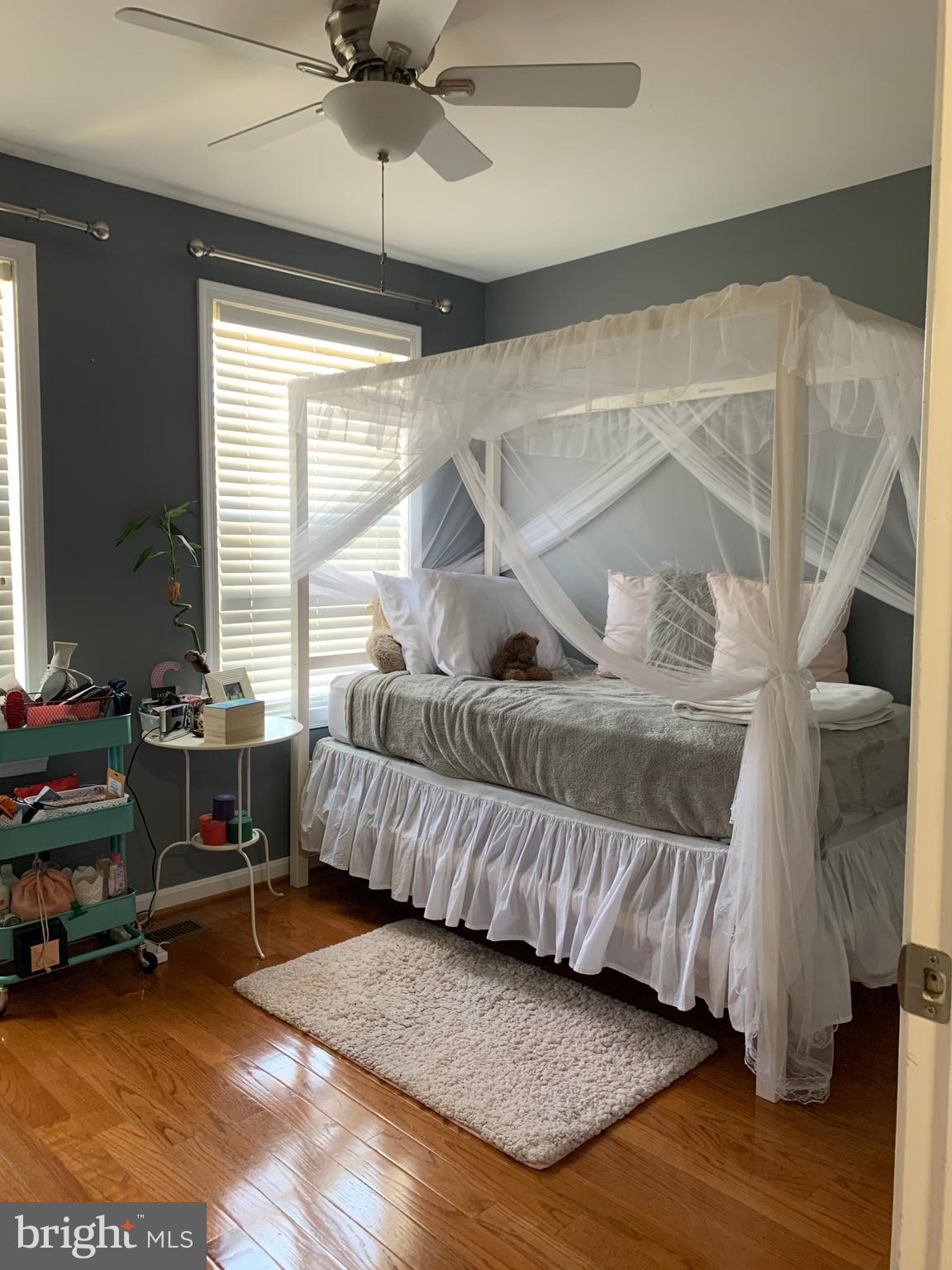 CASCADES - Residential Lease