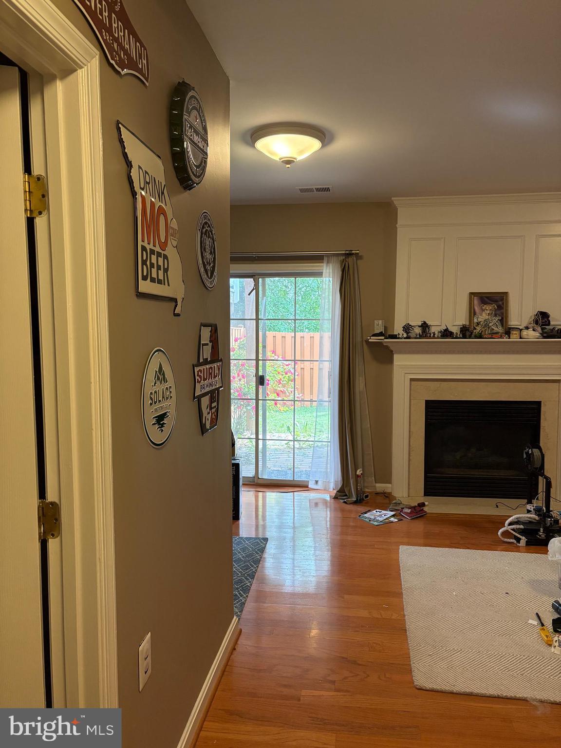 CASCADES - Residential Lease