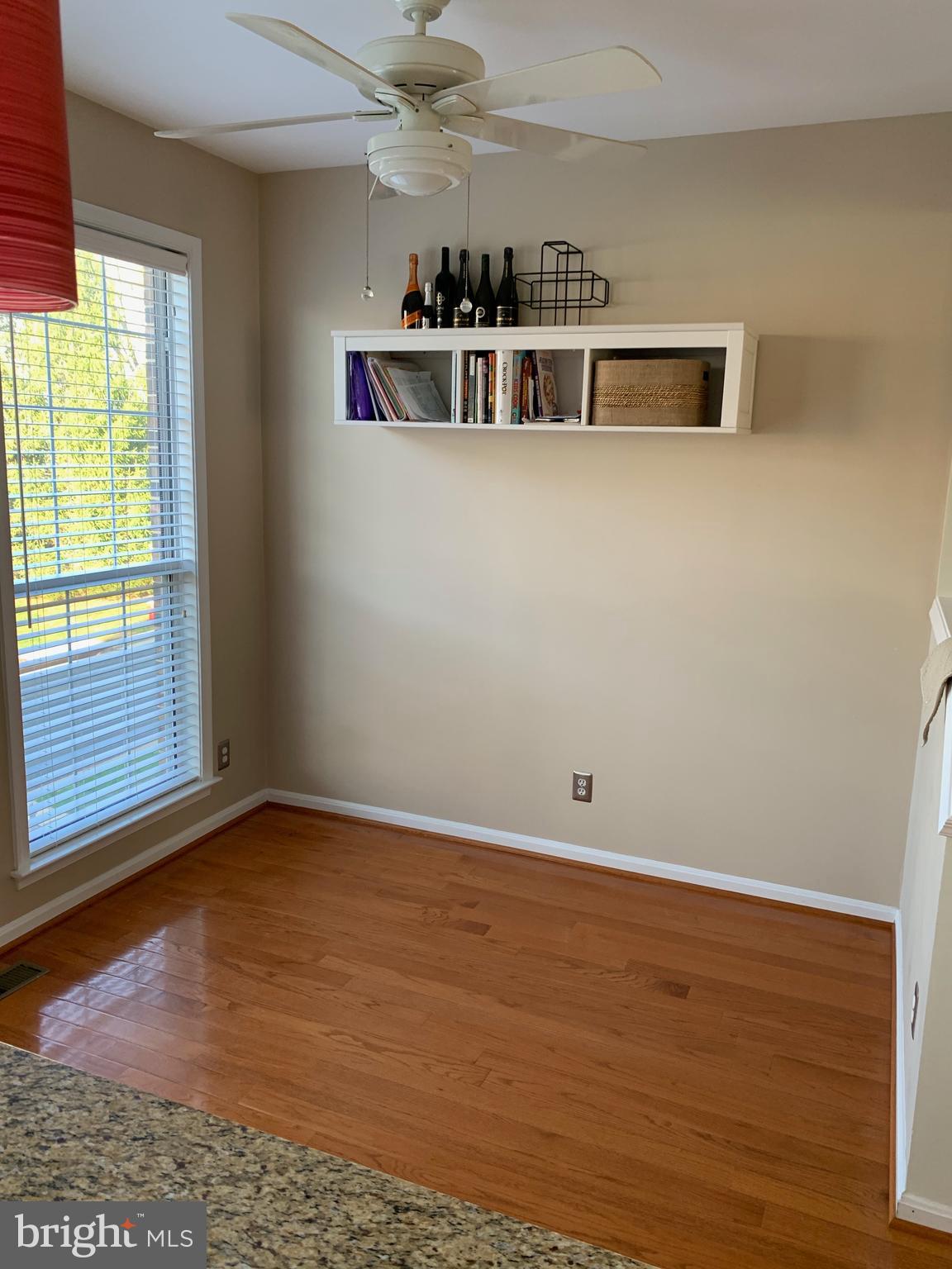 CASCADES - Residential Lease