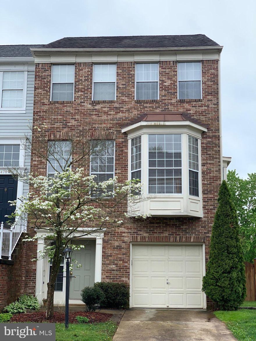 A great place to live!  Gorgeous, light-filled, 3-level, end-unit town home in Cascades/Lowes Island.  This sunny unit is beautifully updated with neutral colors, gorgeous hardwood floors throughout and granite in kitchen and baths.  Entry level includes access to garage, full bath, gas fireplace and sliding doors out to fully fenced backyard and patio.  This space can be used as a family room or 2nd primary suite as there is a closet and door from entry hall for privacy.  Main level is an open floor plan with lots of windows and sliding doors out to deck, which is being restained.  There is a large living room, formal dining area, half-bath and eat-in kitchen (new cabinets being installed soon) with stainless appliances and peninsula.  The upper level includes the primary bedroom with cathedral ceiling, large walk in closet and en suite with double sinks and soaking tub (the shower will be repaired and glass to be replaced).  There are also 2 additional bedrooms, shared bath with tub and hall laundry on this level.  Outside of home to be power washed.  Deck furniture and lawnmower to be left for tenant's use.  Pets welcome!  Smoking not allowed!  Close to shopping and lots of community amenities available.  Home available 7/1.