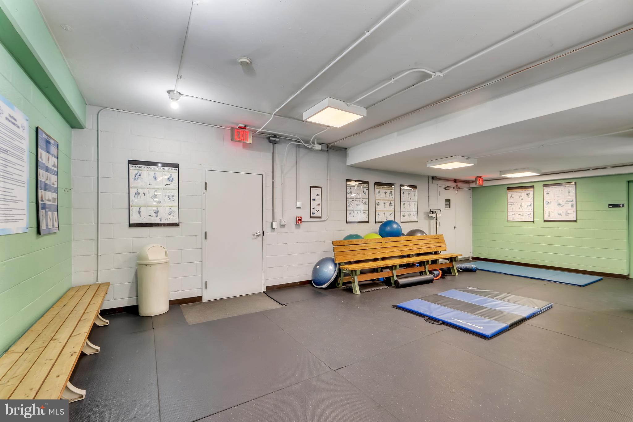 THE CARLTON - Residential