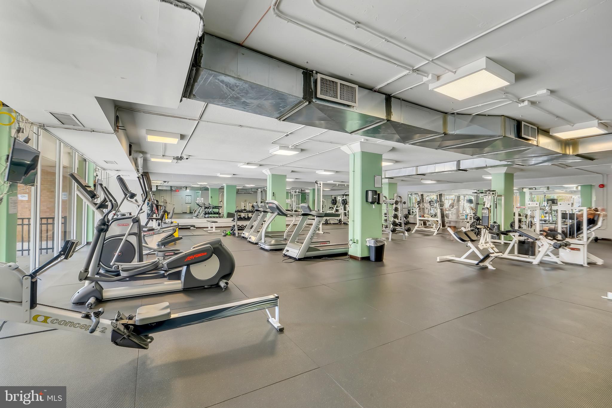 THE CARLTON - Residential