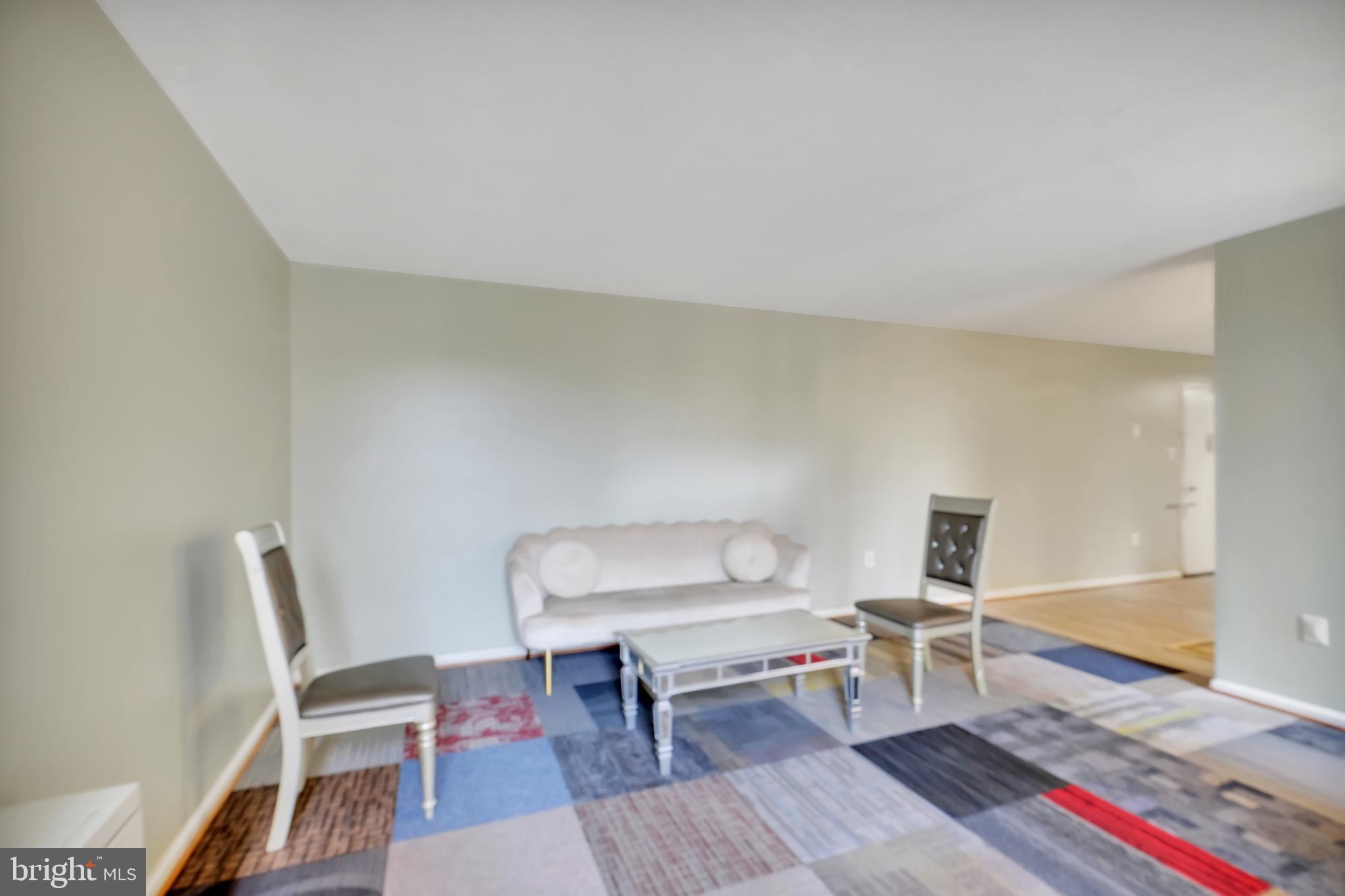 THE CARLTON - Residential