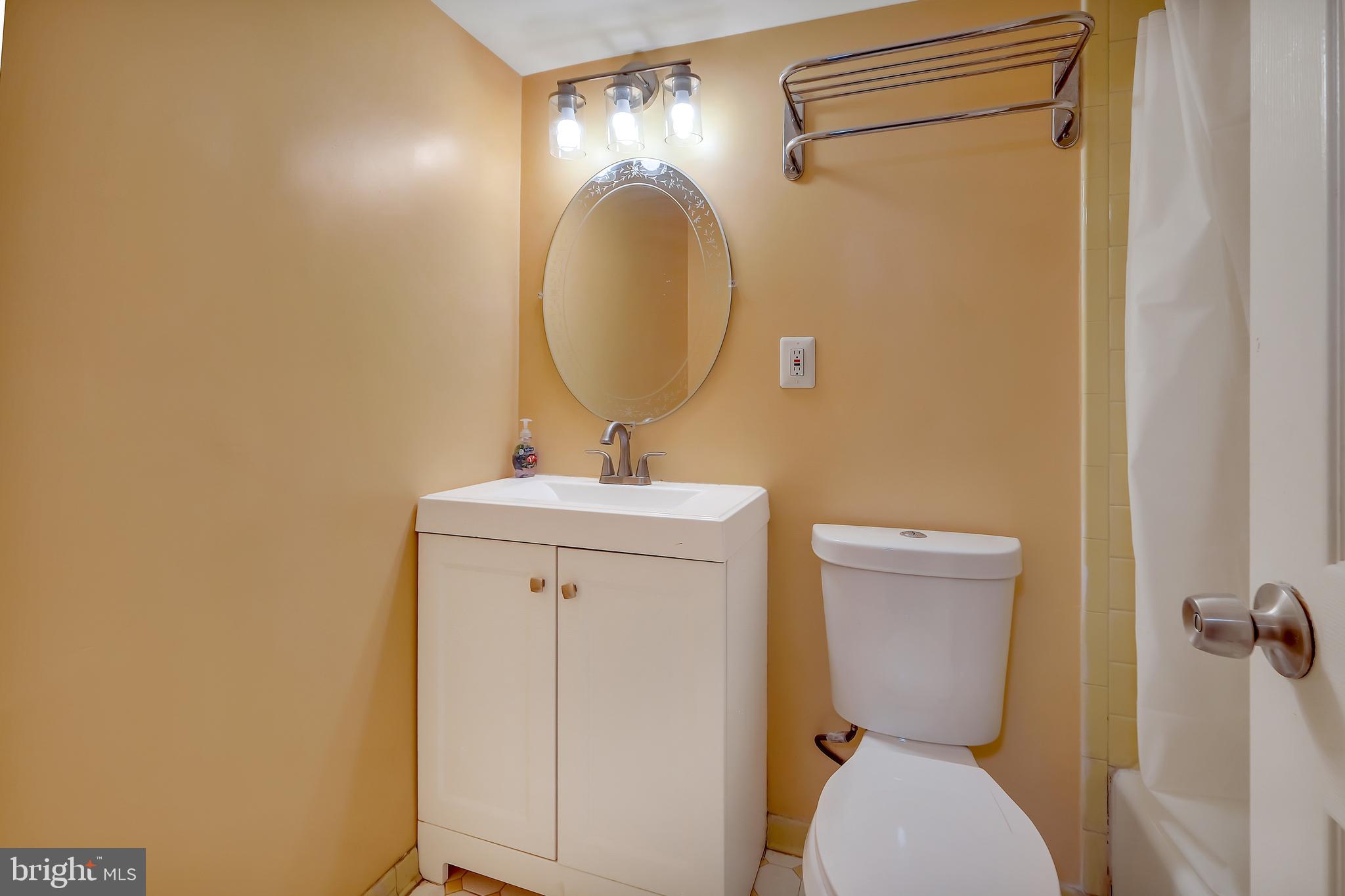 THE CARLTON - Residential