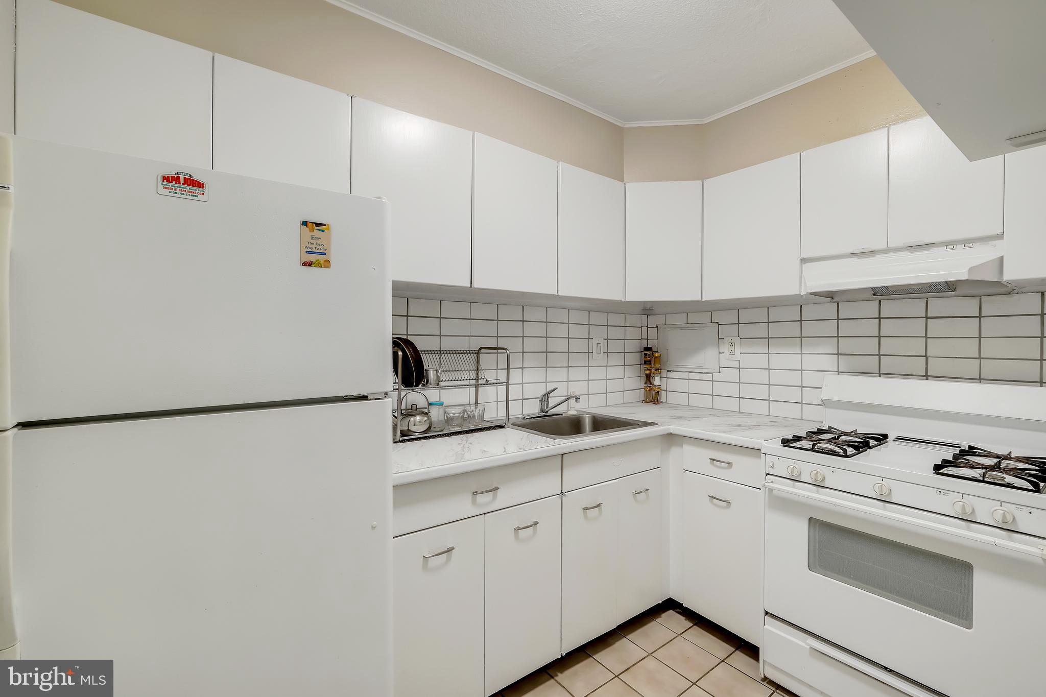 THE CARLTON - Residential