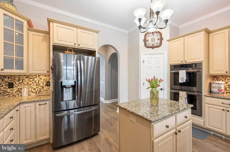 LAKE OF THE WOODS - Residential