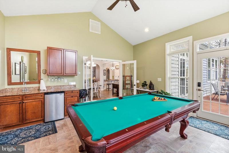 LAKE OF THE WOODS - Residential