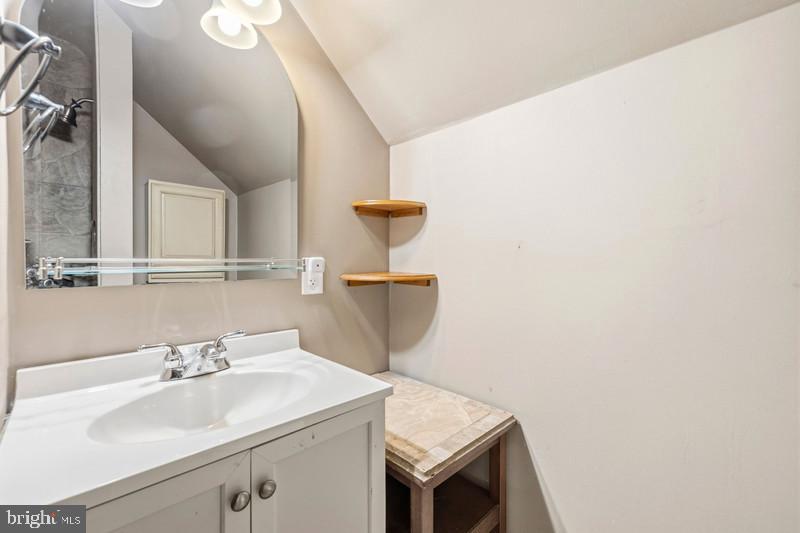 LAKE OF THE WOODS - Residential