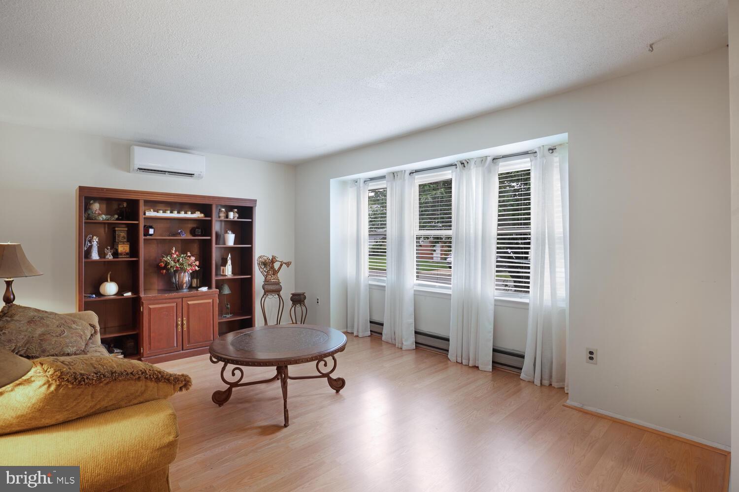 107 LAKE WINNIPESAUKEE DRIVE