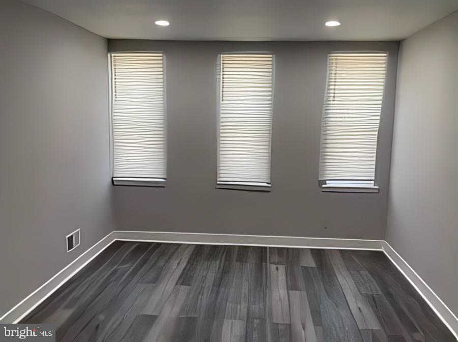 SANDTOWN-WINCHESTER - Residential