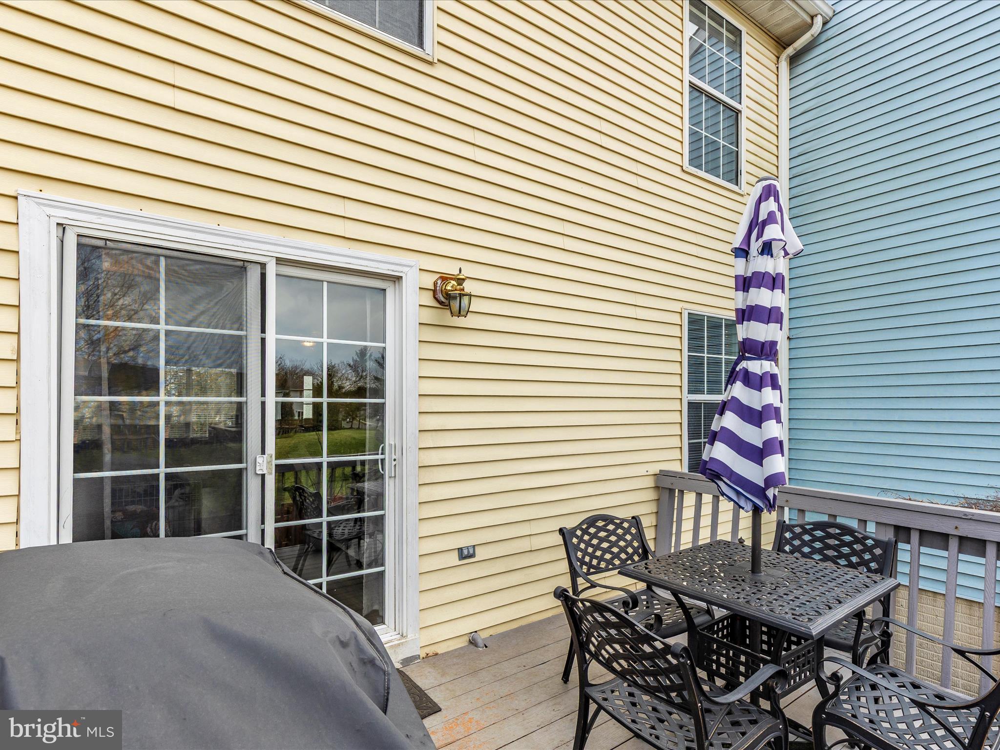 ROBIN MEADOWS - Residential