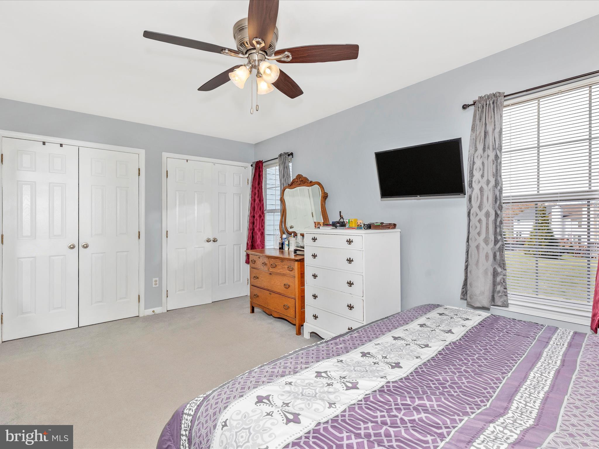 ROBIN MEADOWS - Residential