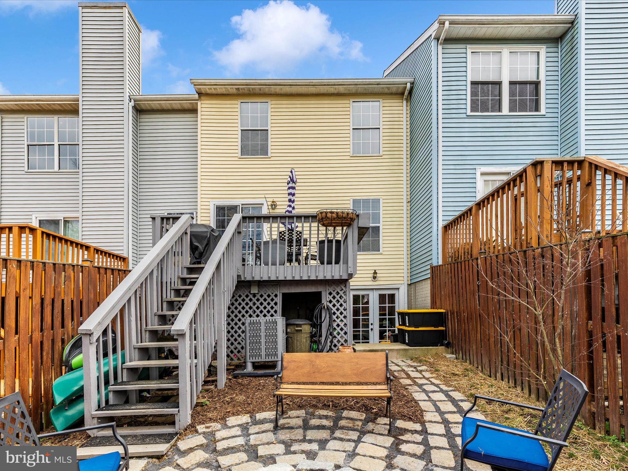 ROBIN MEADOWS - Residential