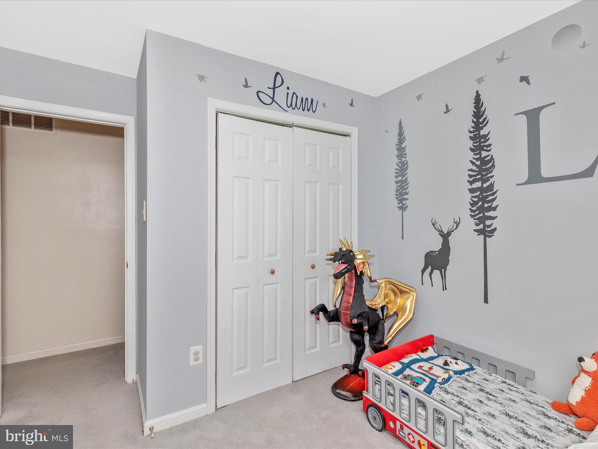 ROBIN MEADOWS - Residential