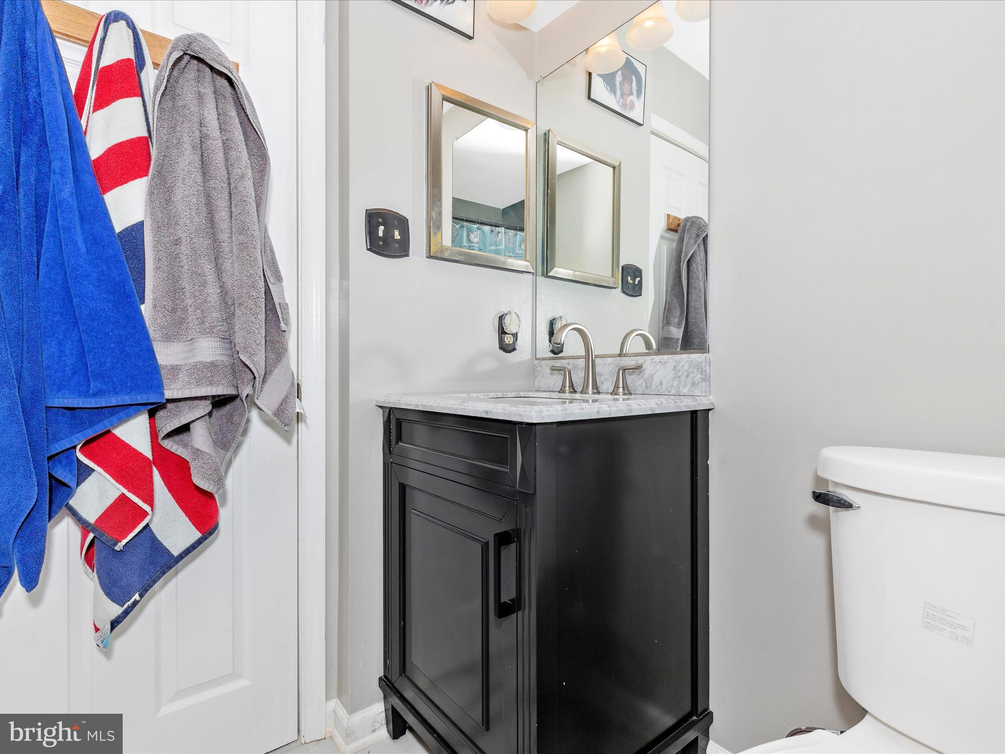 ROBIN MEADOWS - Residential