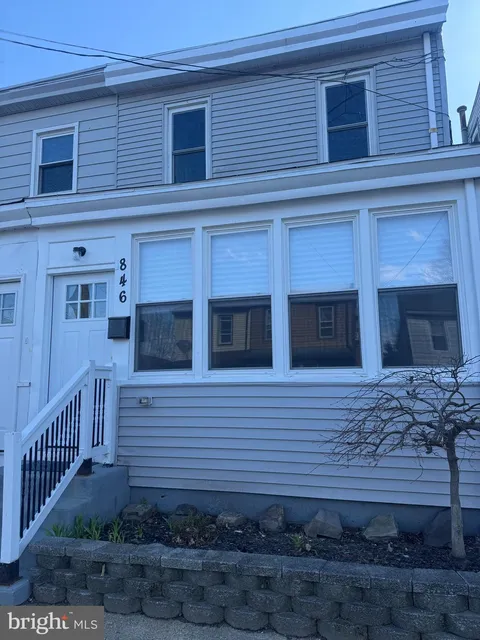 MLS: NJCD2113652