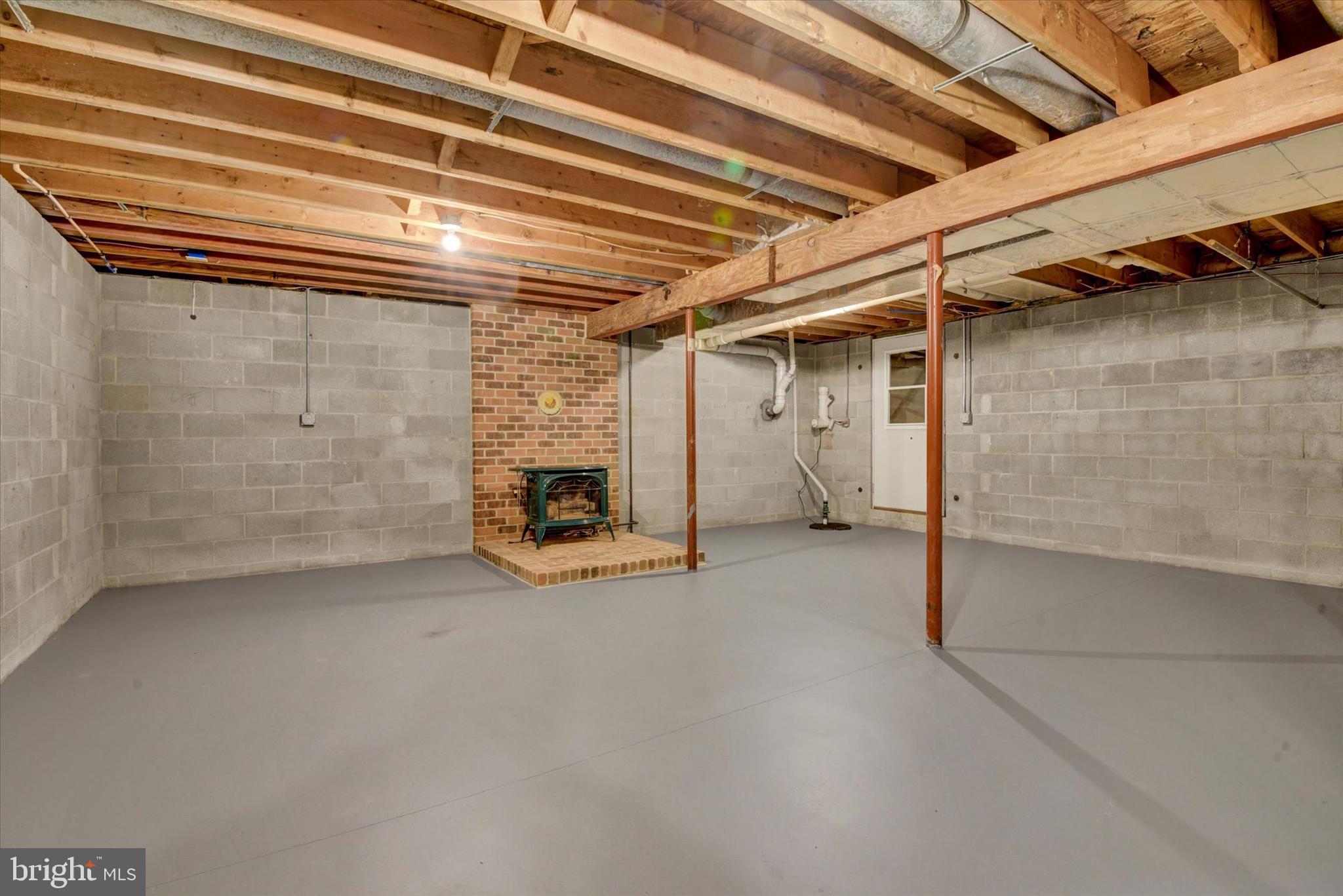 FREELAND/PARKTON - Residential