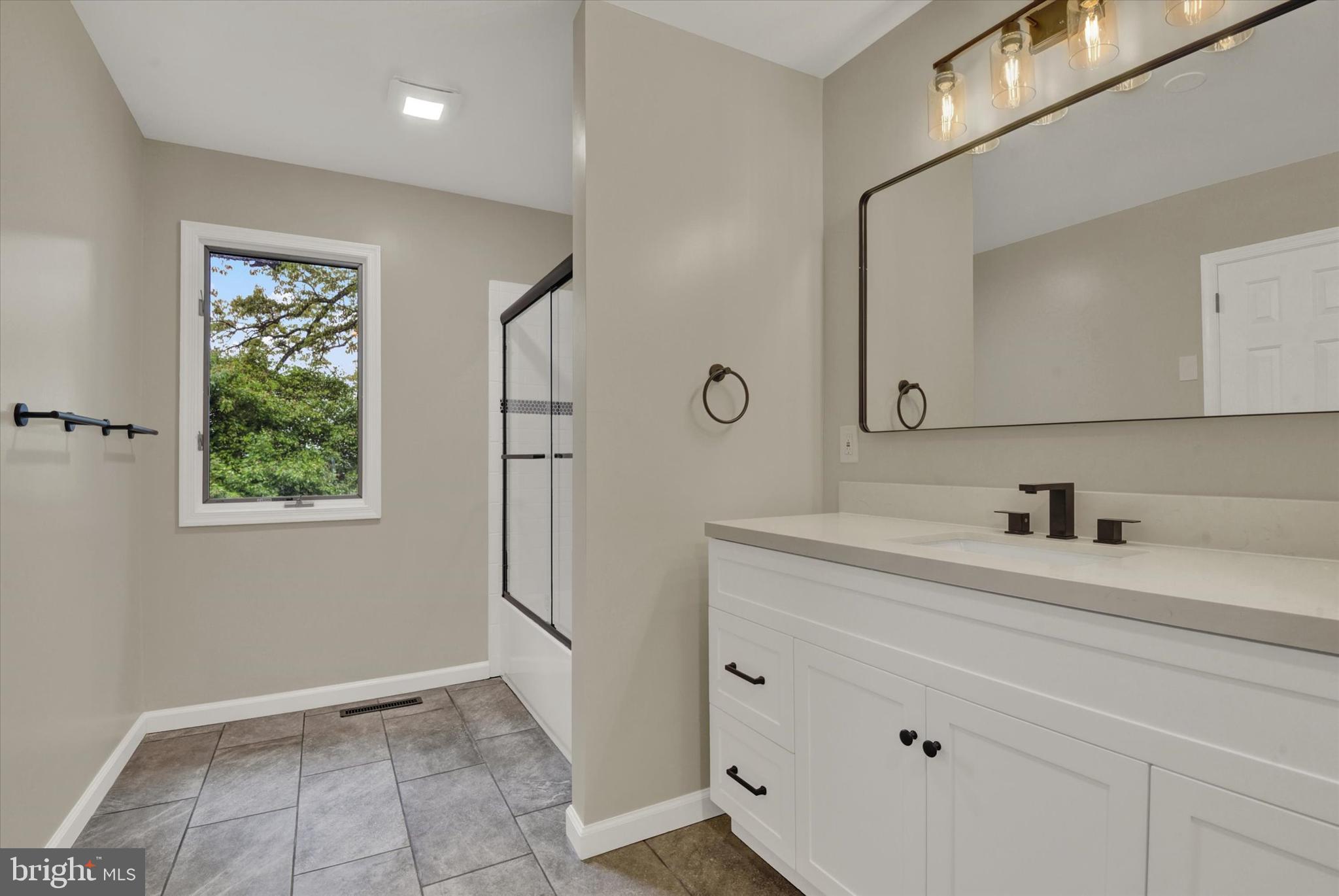 FREELAND/PARKTON - Residential