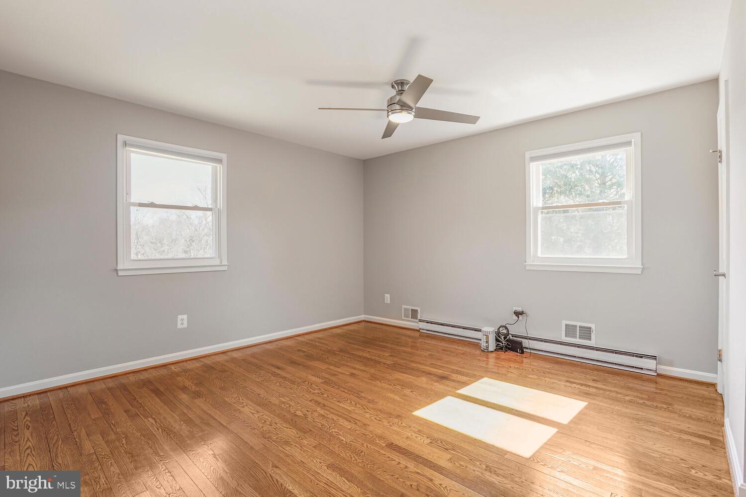 CLARKES LANDING - Residential