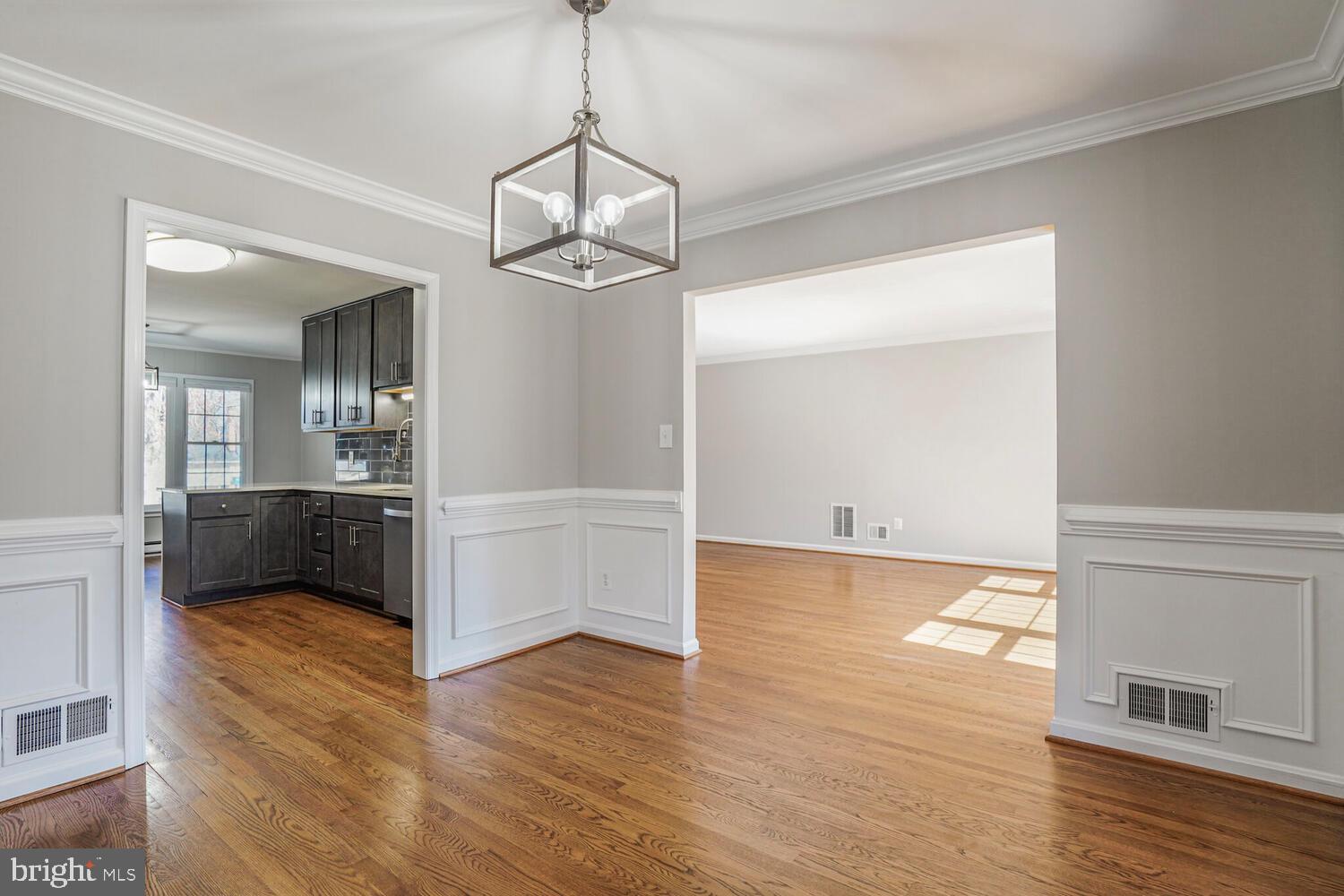 CLARKES LANDING - Residential