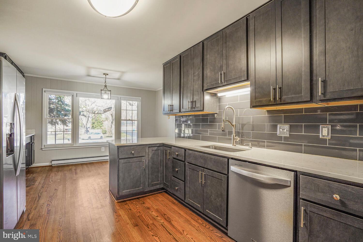 CLARKES LANDING - Residential