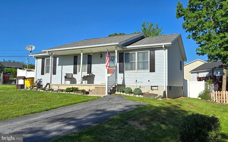 This is a beautiful well maintained Rancher,  located on a cul-de-sac, near the front of the development. This beautiful rancher may not be large, but it has a huge wow factor. As you pull in the driveway, you notice the love that was put into this home . From the new steps and hand railing on the  front porch, all the way through to the newly stained back deck , you will be able to move right in and enjoy quiet living.  Sit out back and enjoy the peaceful  evenings,  while barbecuing , and  take in the extensive landscaping that has been done for you. A 5' newly installed  vinyl privacy fence encases the back yard. and if you need storage, there is a  storage shed that will help with all your storage needs.

As you move back inside, you  notice the home has been very well kept , from fresh paint, to the bathroom floor, medicine cabinet, new toilet, and new disposal , it is updated including  the roof which is approximately 5 years old. This Home is move in ready and perfect for anyone starting out or downsizing.... You won't even need to hang your TV, because it is staying with the home just for you. 

Don't wait, because this home will be gone before you know it!
