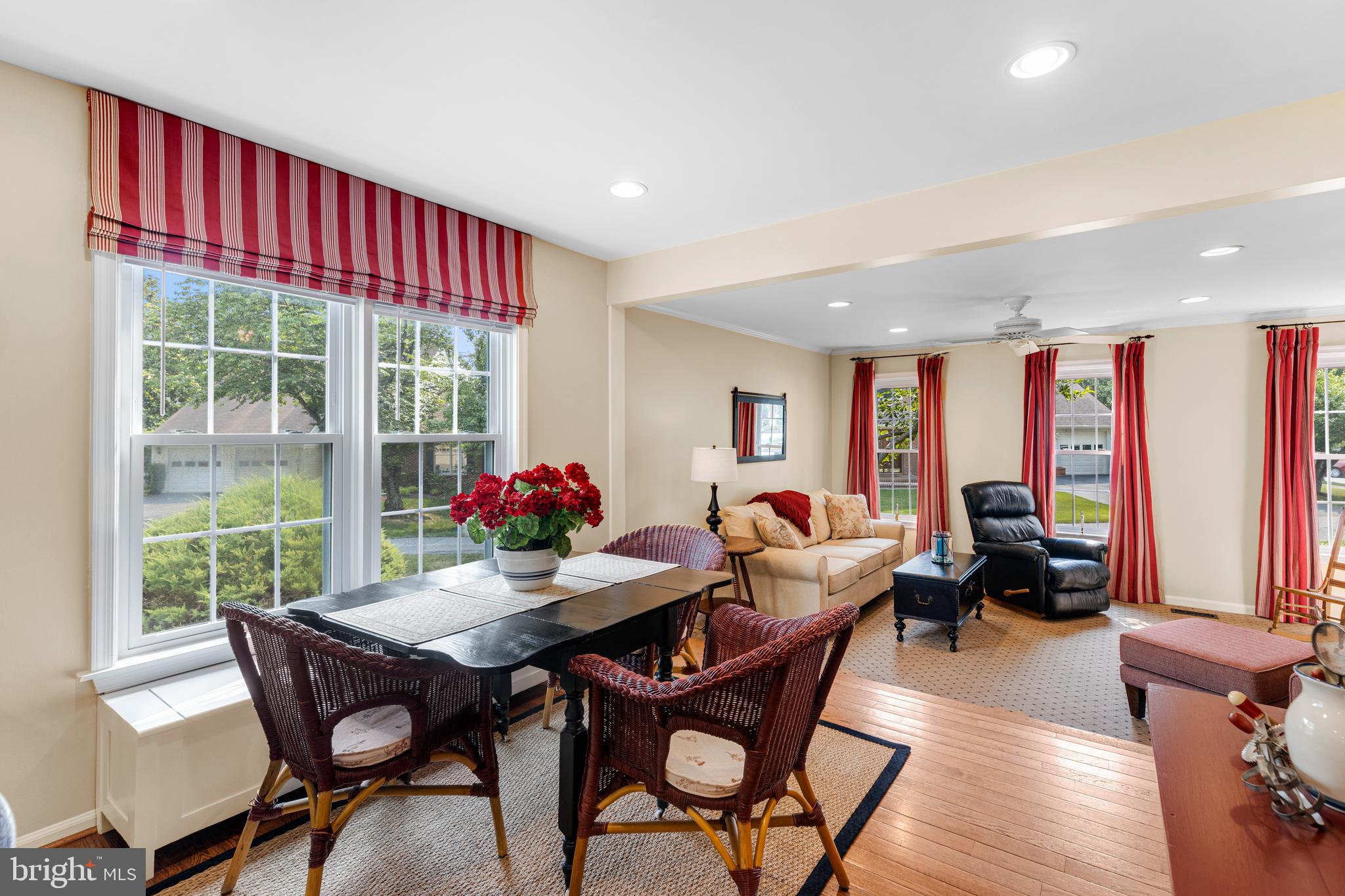 HUNT RIDGE - Residential