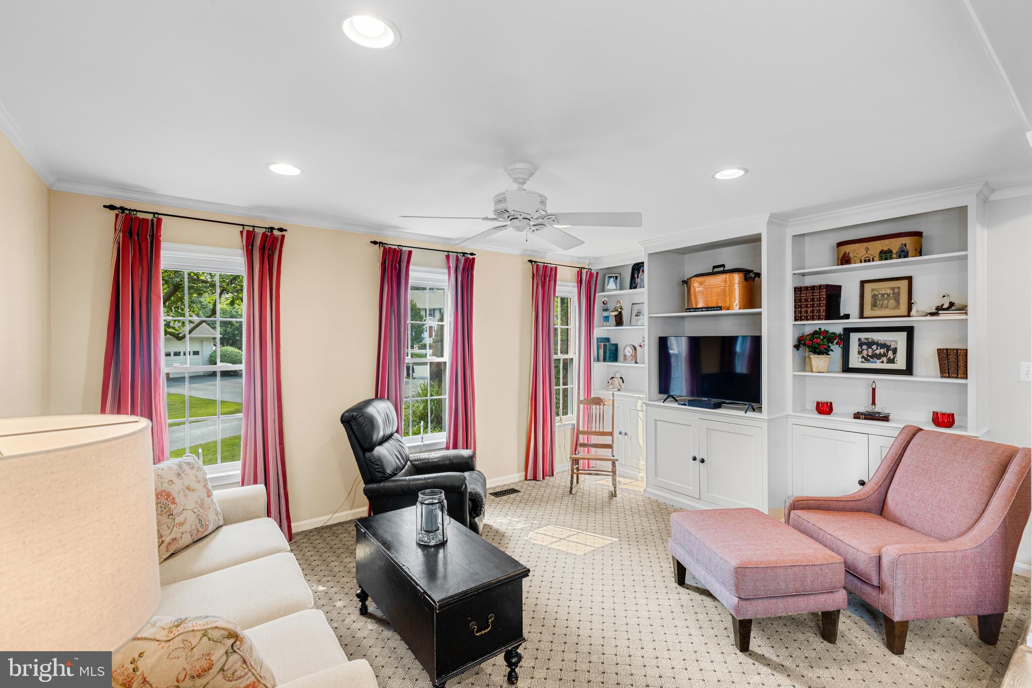 HUNT RIDGE - Residential