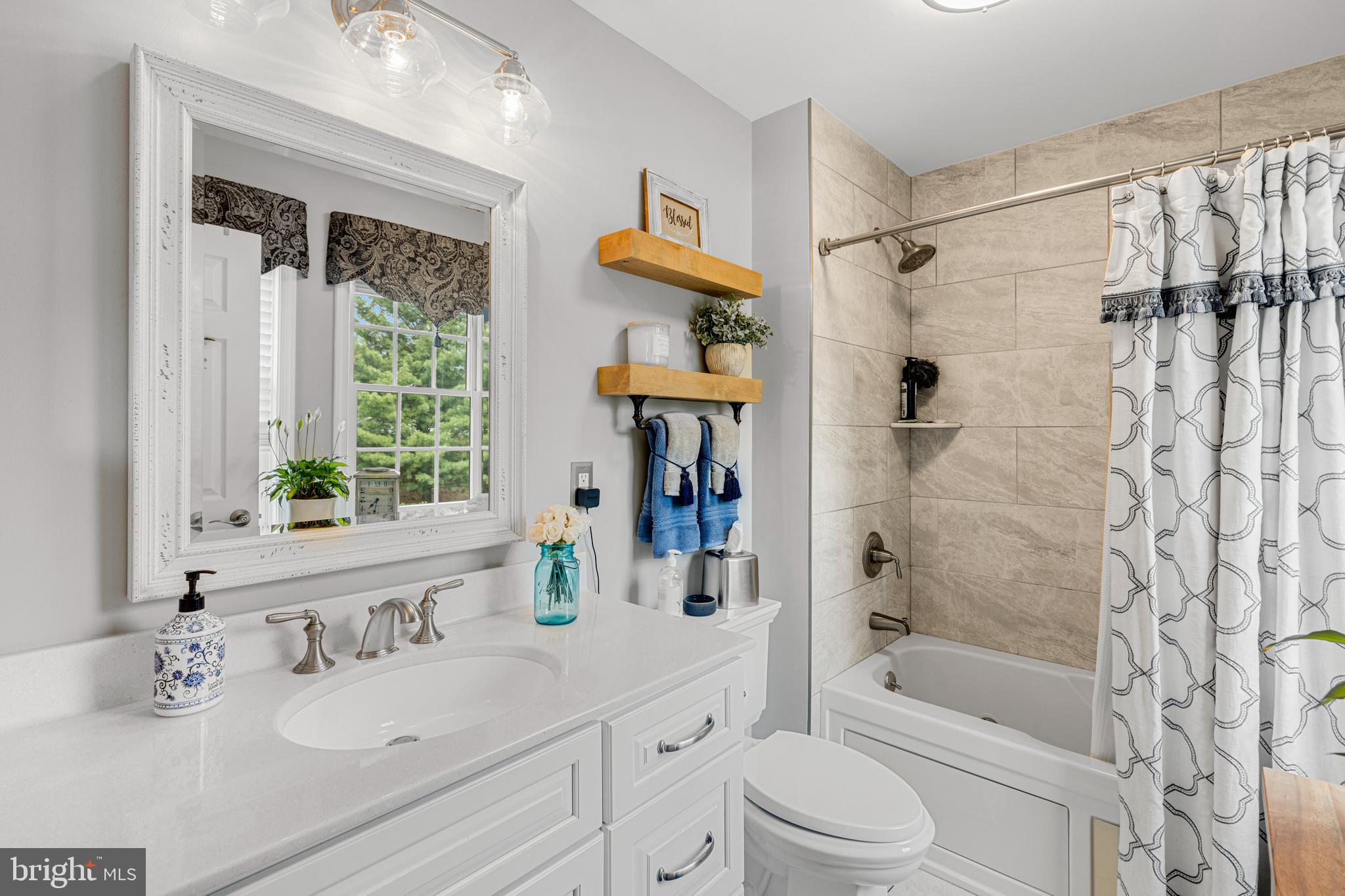 HUNT RIDGE - Residential