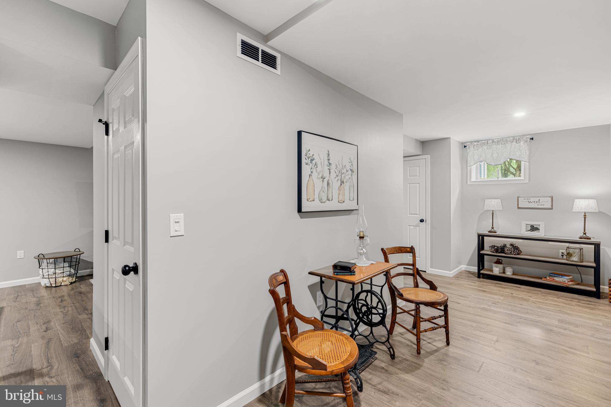 HUNT RIDGE - Residential