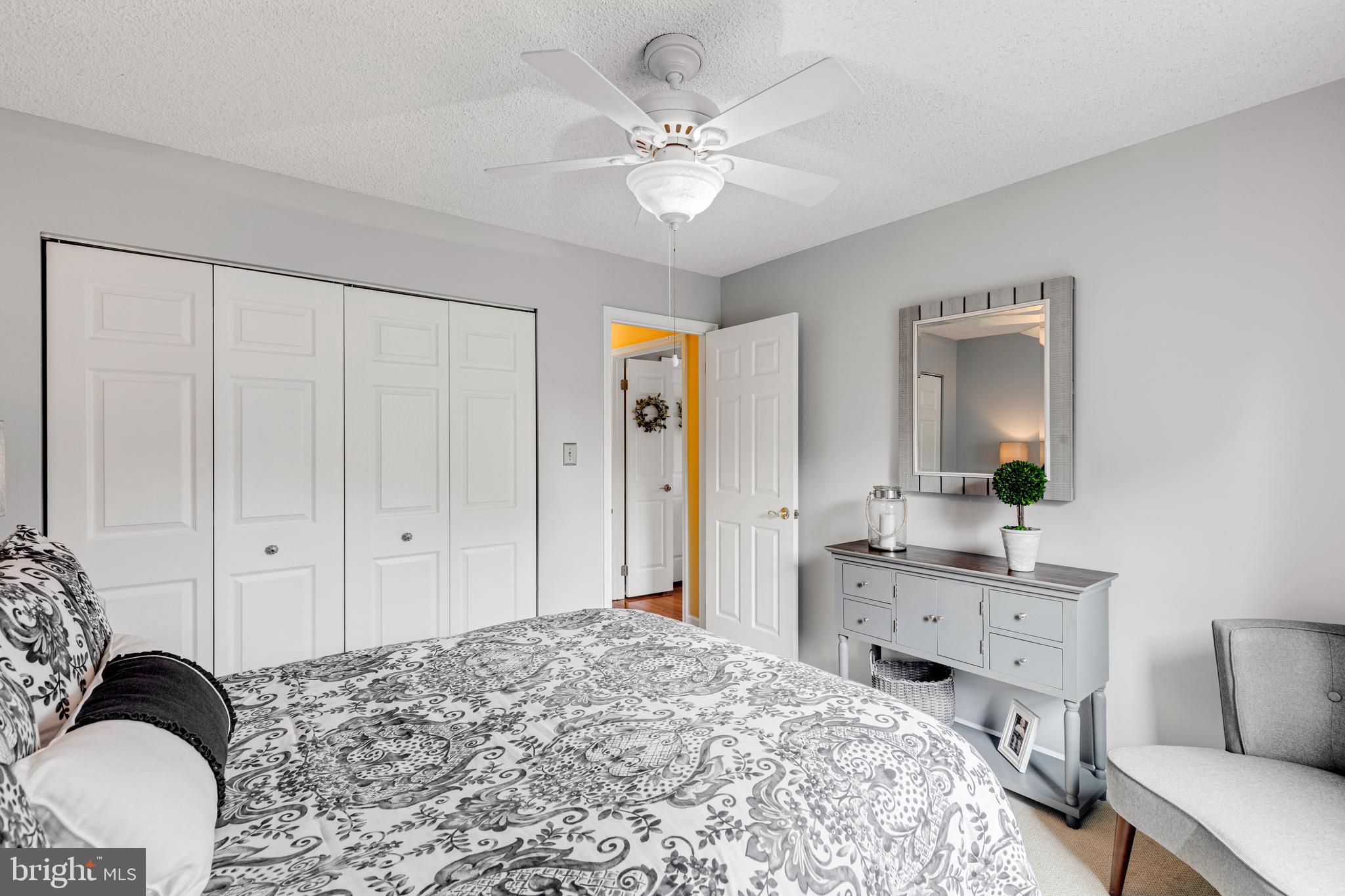 HUNT RIDGE - Residential