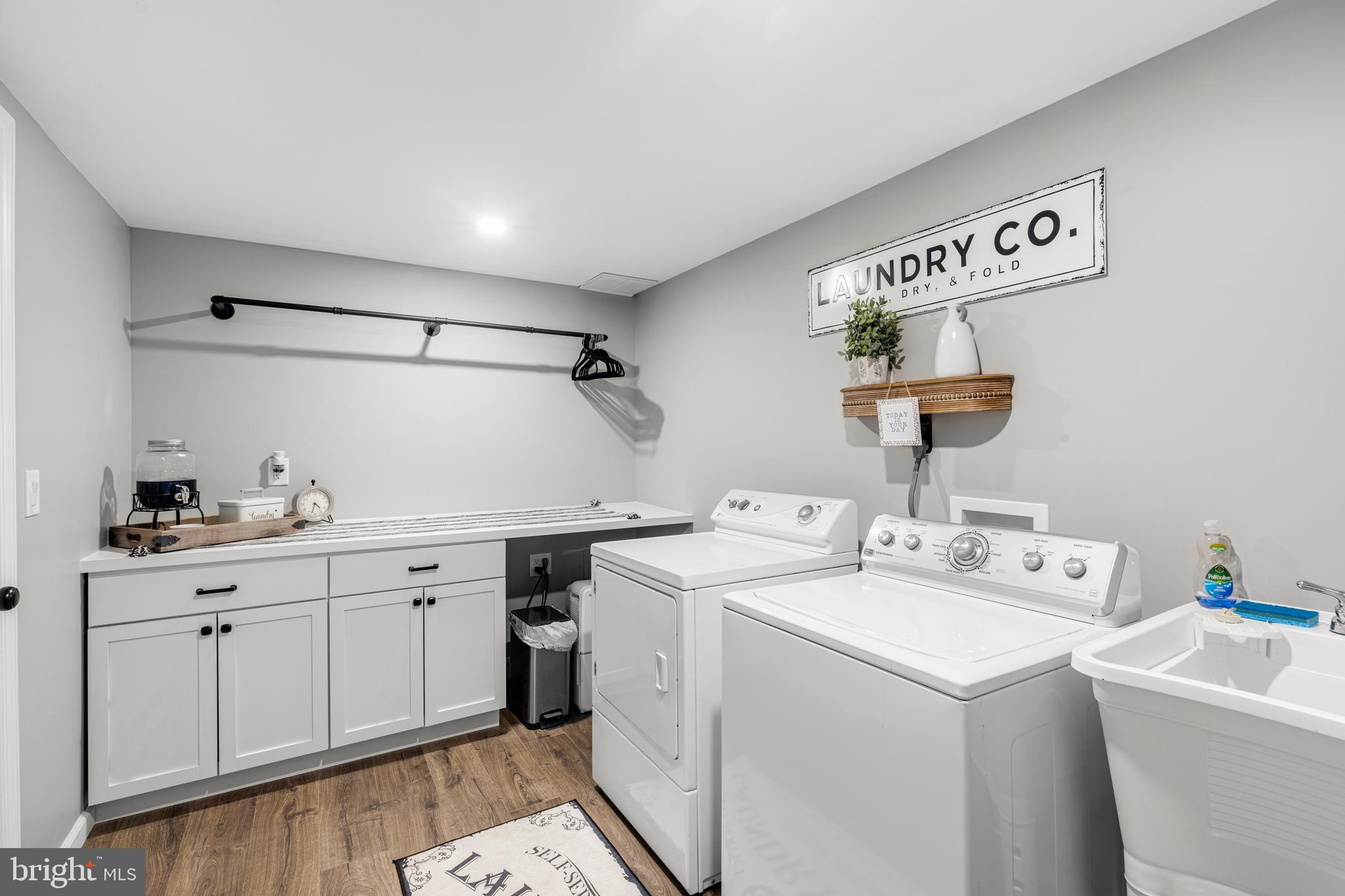 HUNT RIDGE - Residential