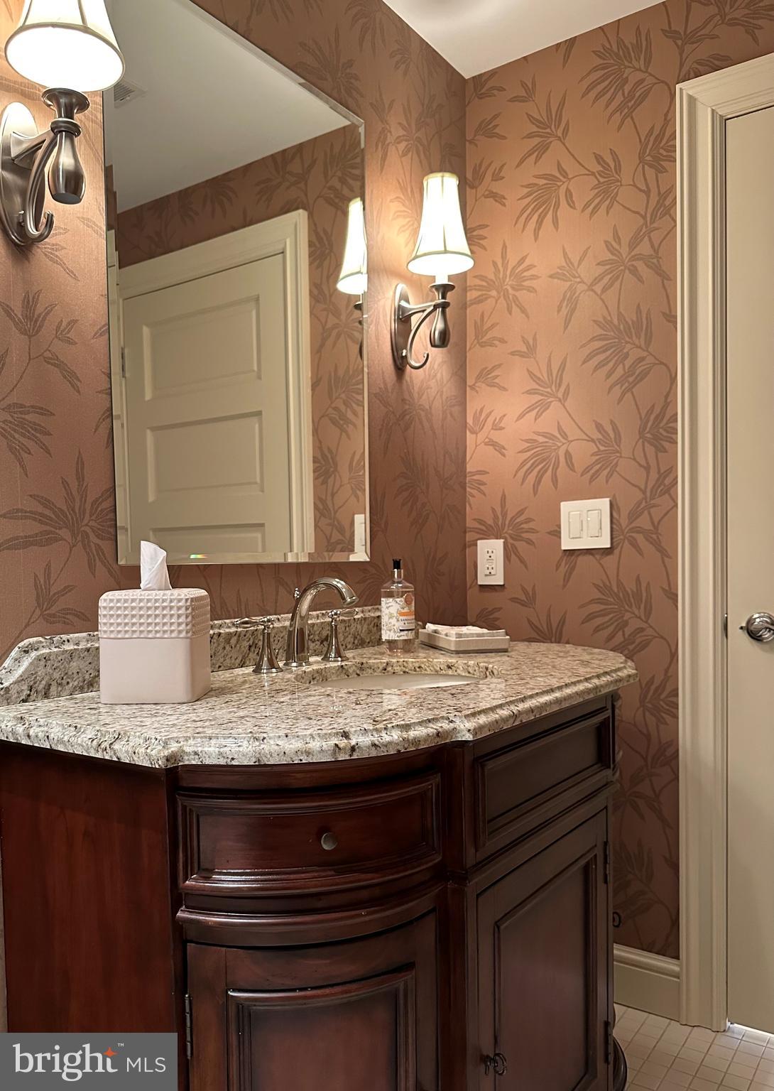 WASHINGTON SQ - Residential