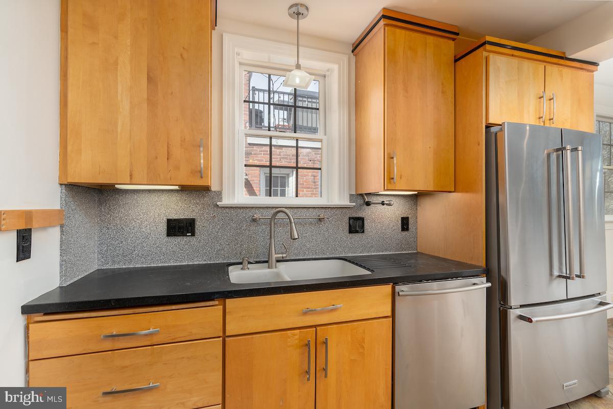 ROSEMONT - Residential