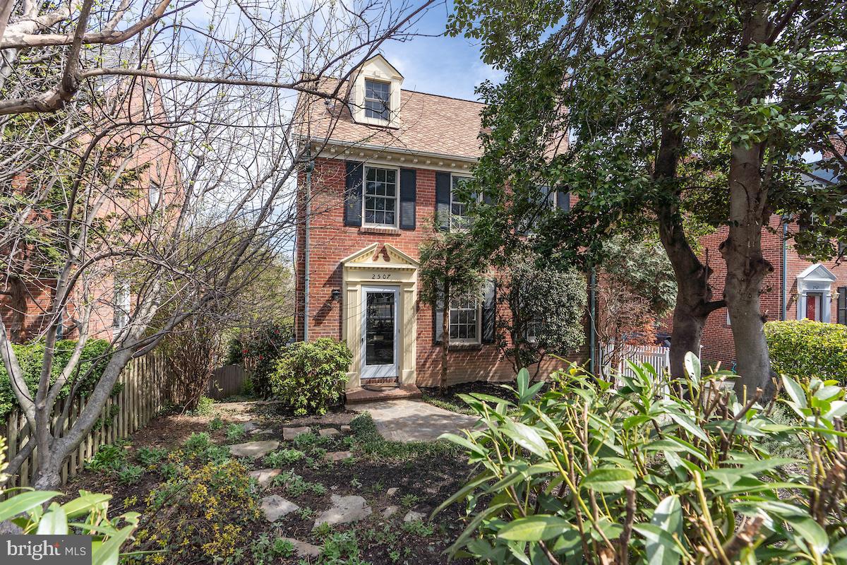 ROSEMONT - Residential