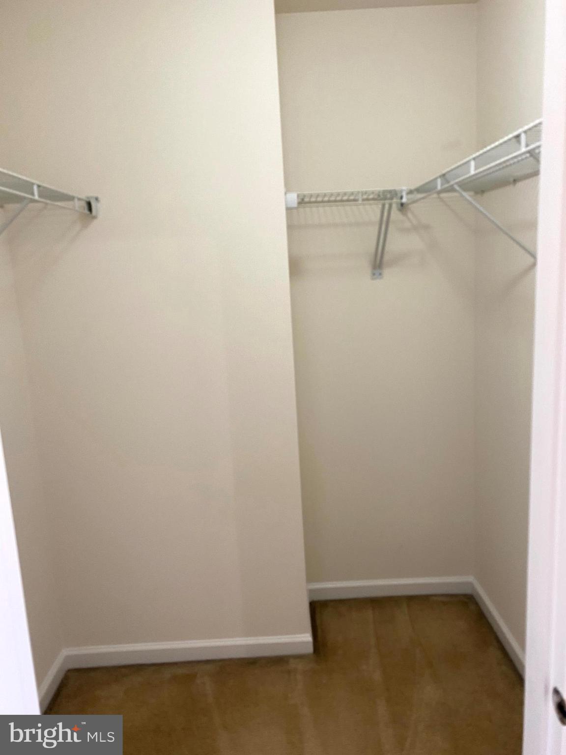 AMBERLEA AT SOUTH RIDING - Residential Lease