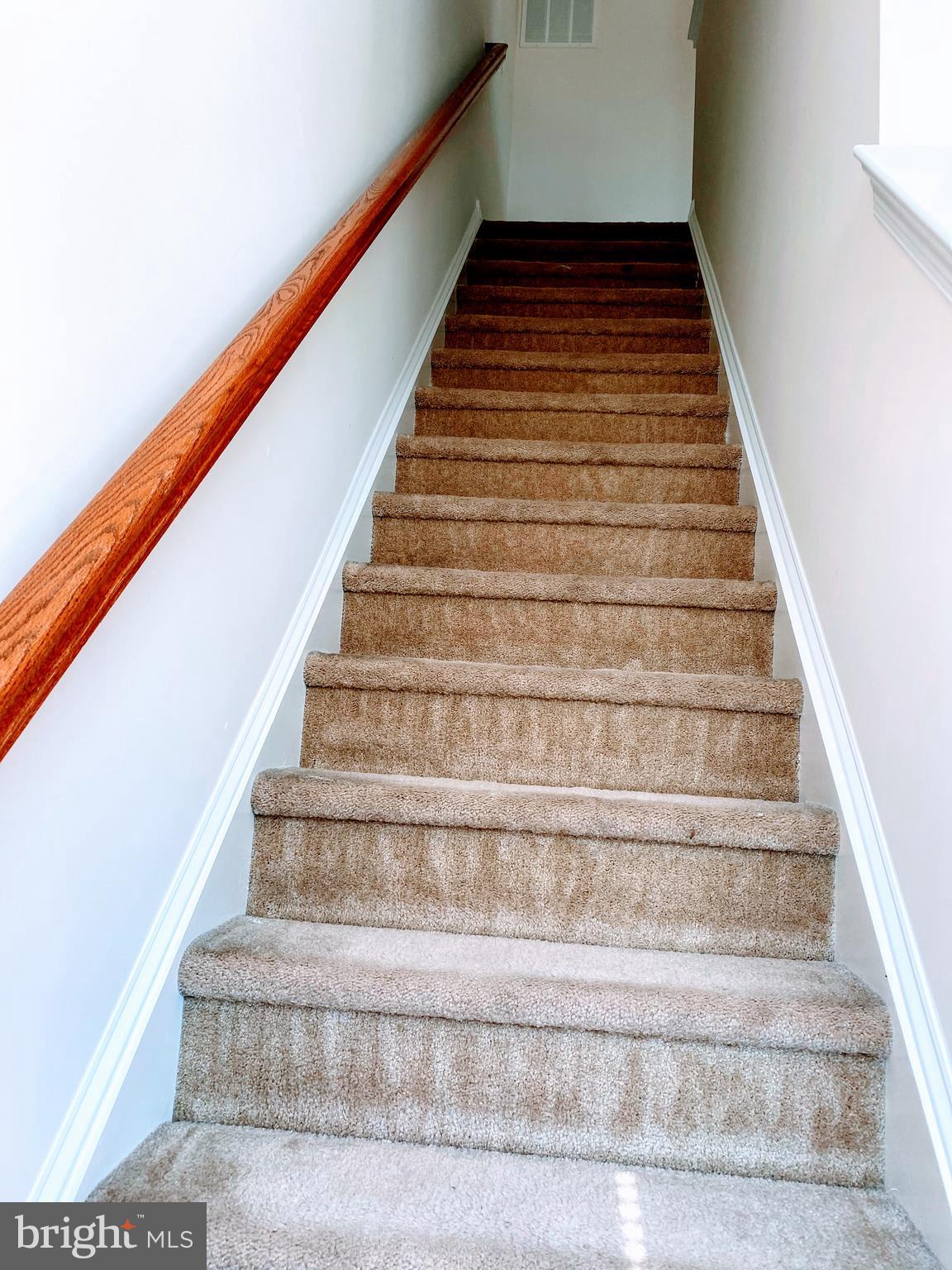 AMBERLEA AT SOUTH RIDING - Residential Lease