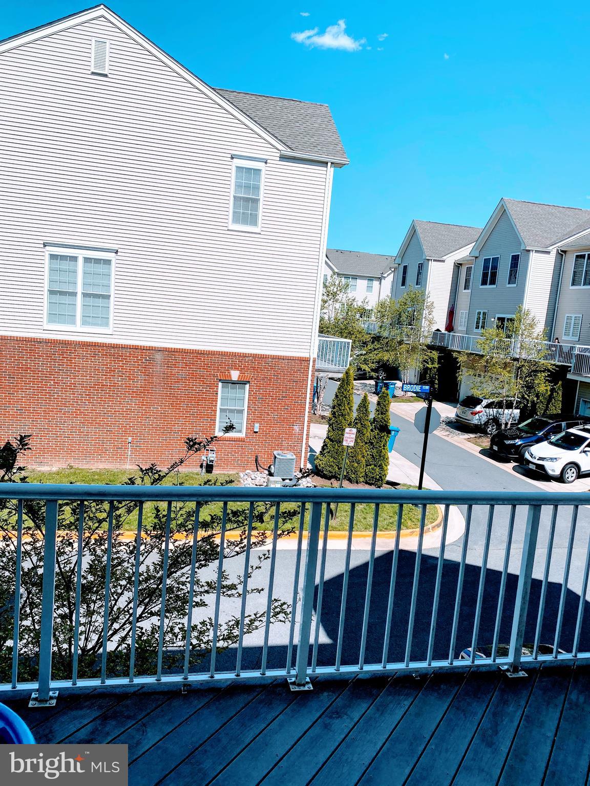 AMBERLEA AT SOUTH RIDING - Residential Lease