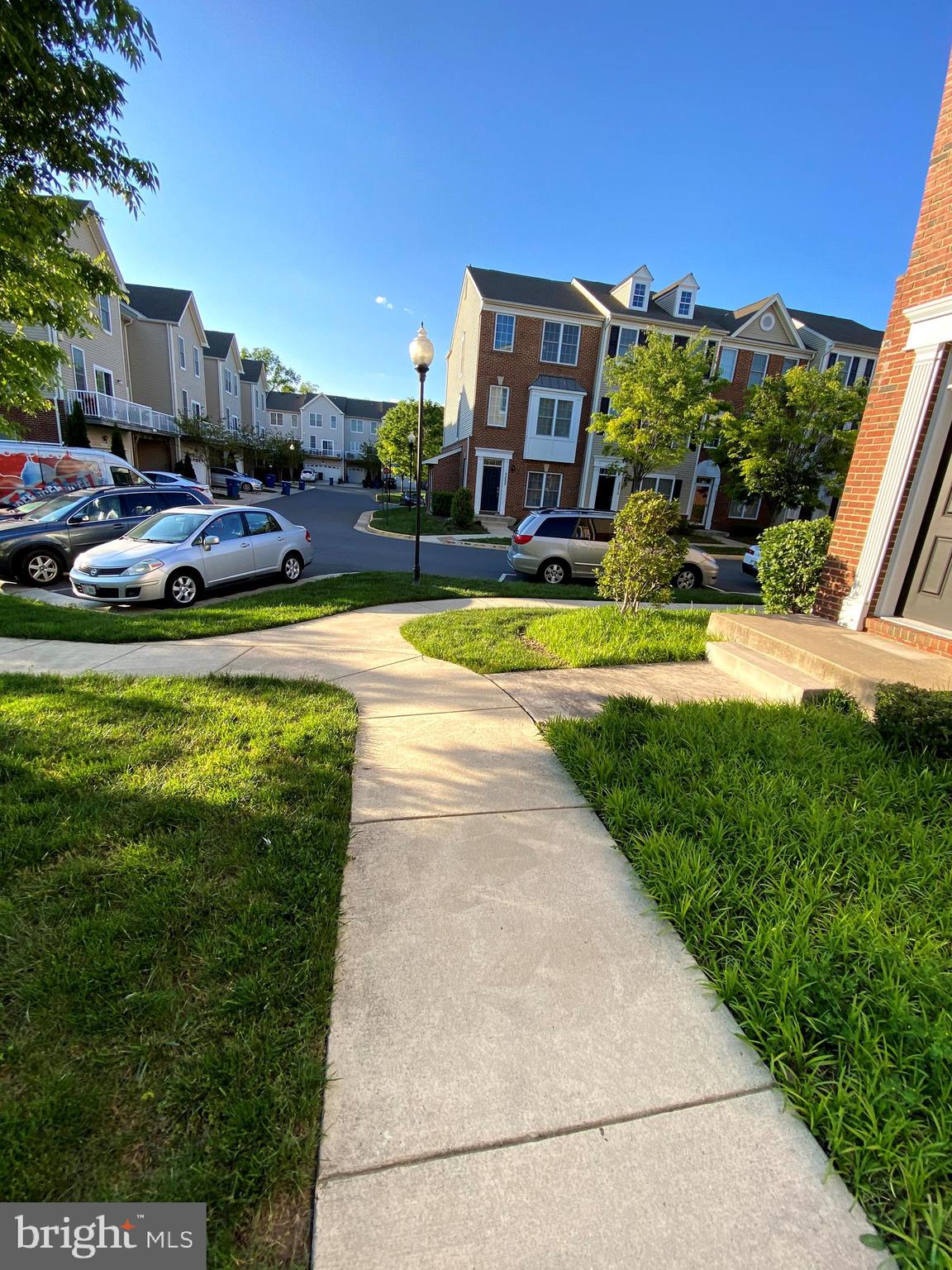 AMBERLEA AT SOUTH RIDING - Residential Lease