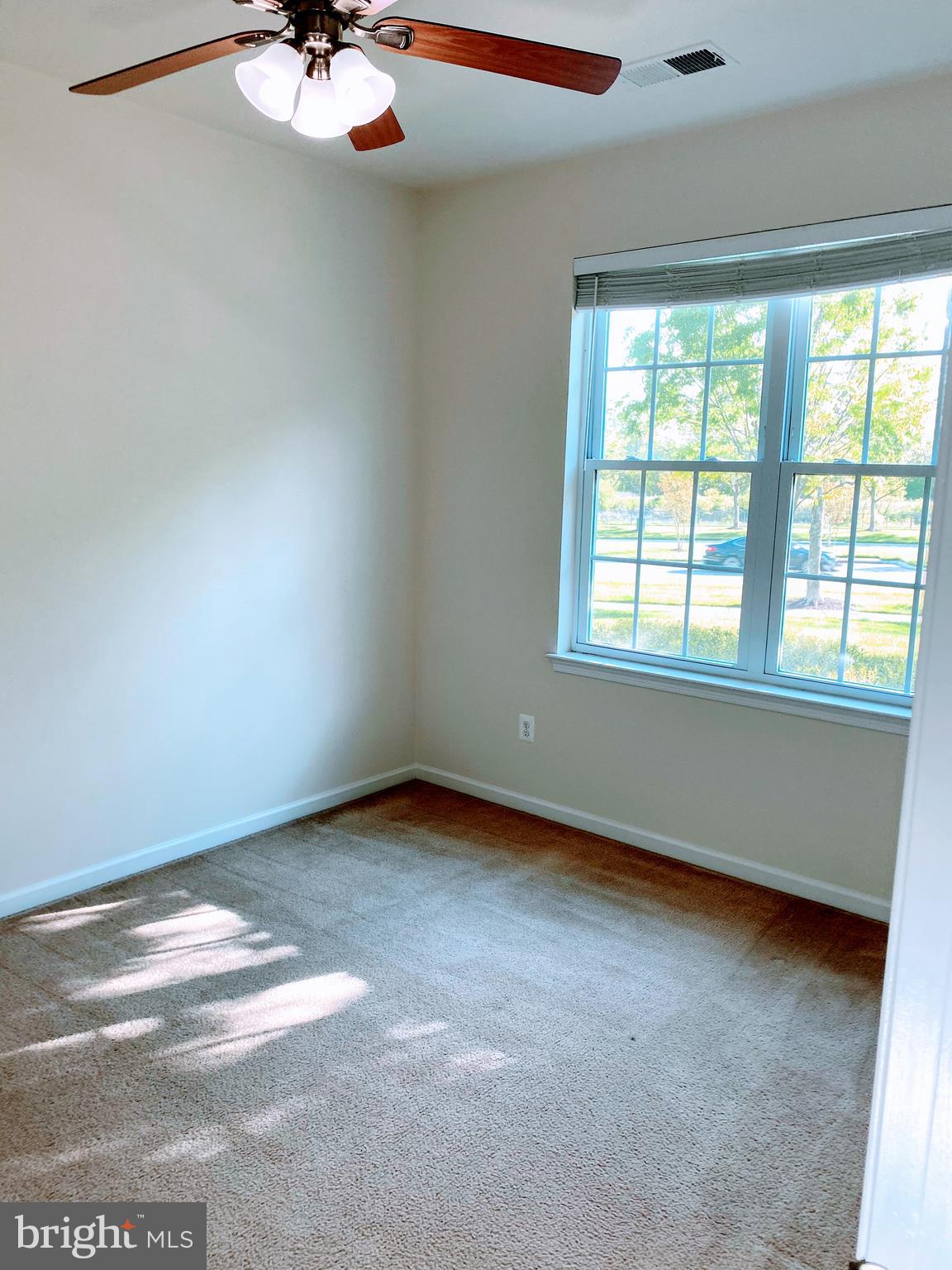 AMBERLEA AT SOUTH RIDING - Residential Lease