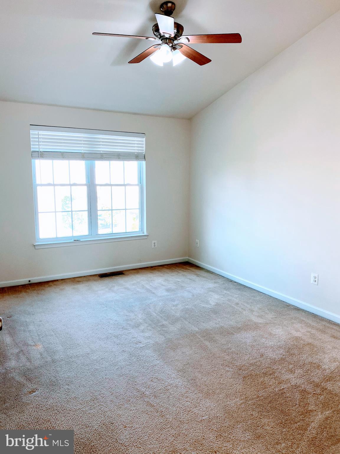 AMBERLEA AT SOUTH RIDING - Residential Lease