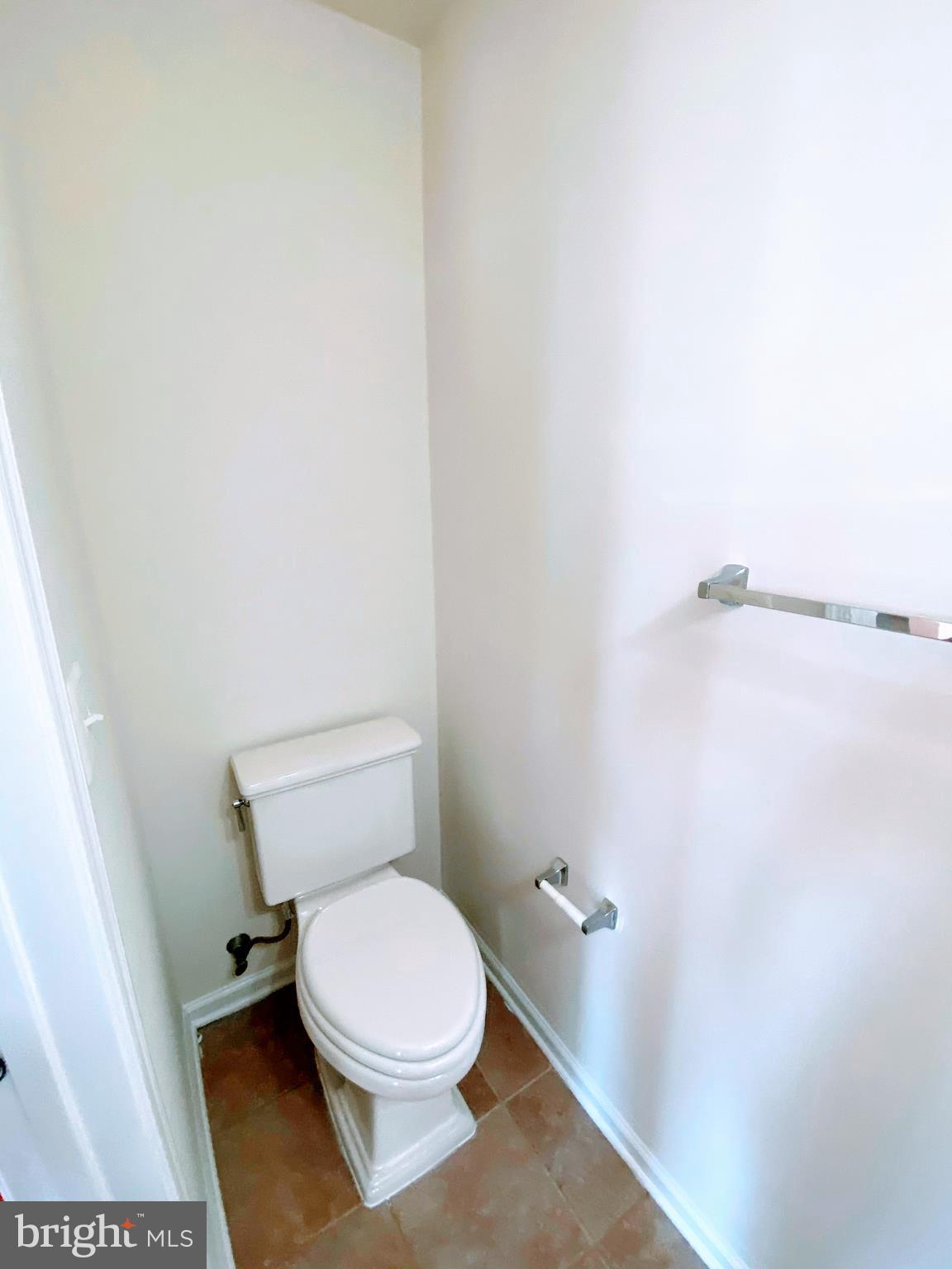 AMBERLEA AT SOUTH RIDING - Residential Lease