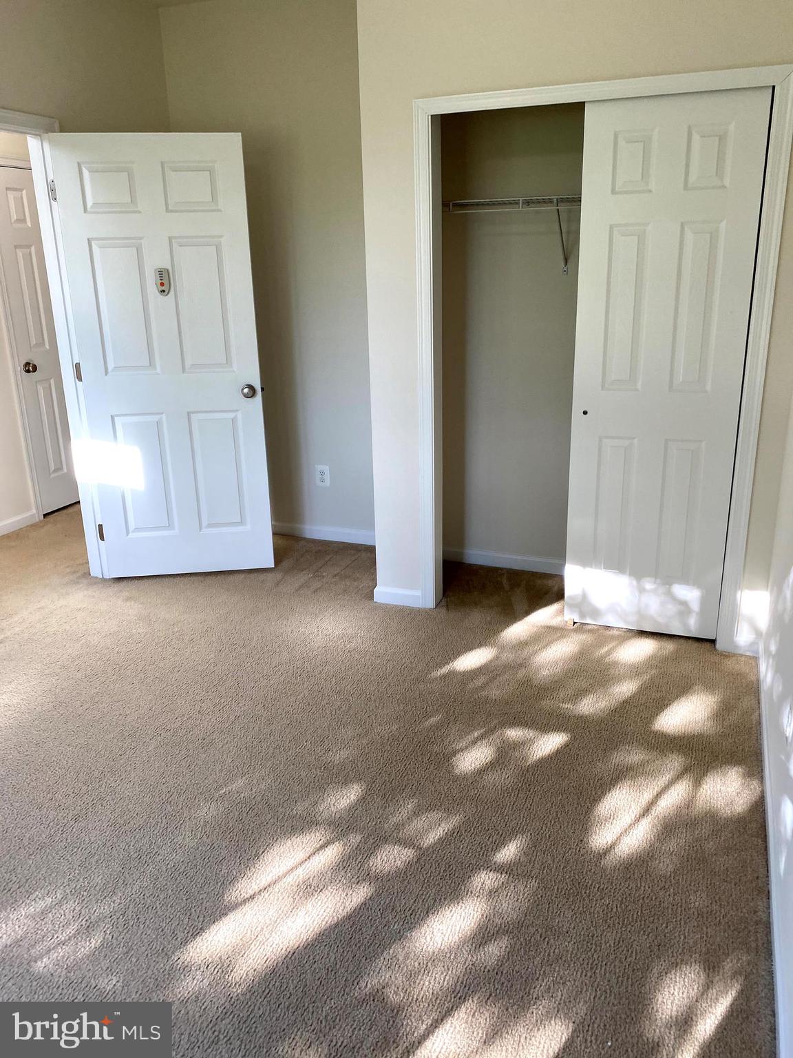 AMBERLEA AT SOUTH RIDING - Residential Lease