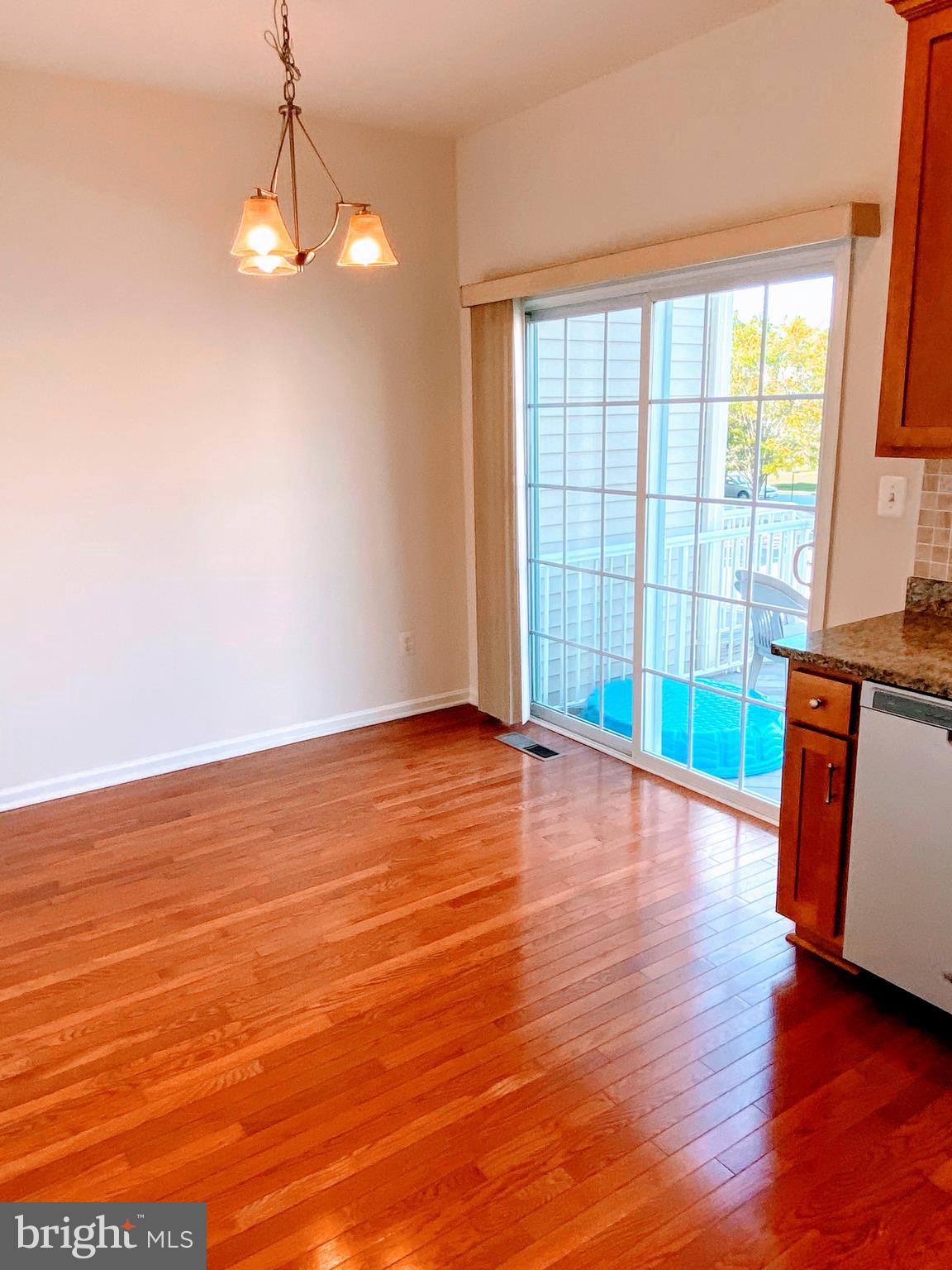 AMBERLEA AT SOUTH RIDING - Residential Lease